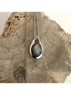 Sterling Silver STS 925 Oval Gray Cats Eye Cabochon Pendant Necklace 19" Chain